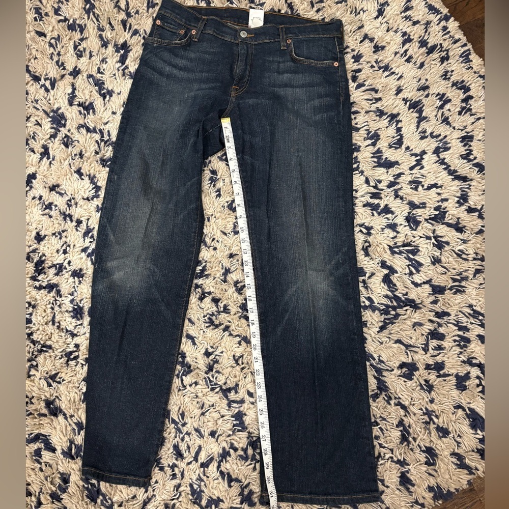 Lucky Brand women’s Dark Wash Classic Fit Straight Jeans size 30